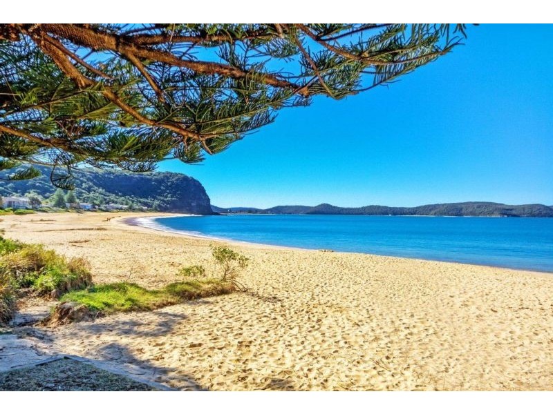 6 Pearl Parade, Pearl Beach NSW 2256