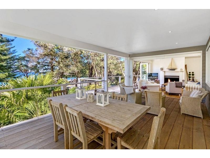 6 Pearl Parade, Pearl Beach NSW 2256