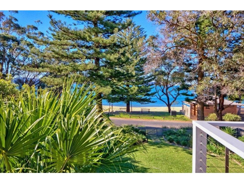 6 Pearl Parade, Pearl Beach NSW 2256