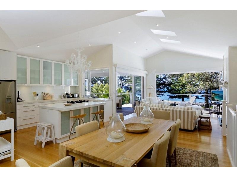 6 Pearl Parade, Pearl Beach NSW 2256