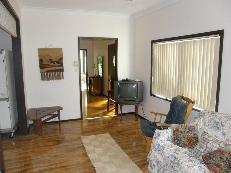 50 Barrenjoey Road, Ettalong Beach NSW 2257