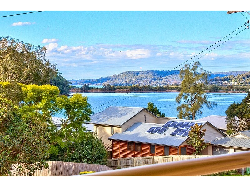 10 Taylor Street, Woy Woy Bay NSW 2256