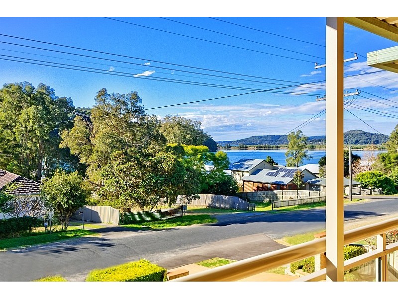 10 Taylor Street, Woy Woy Bay NSW 2256