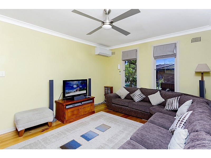 3 Lismore Ave, Woy Woy NSW 2256
