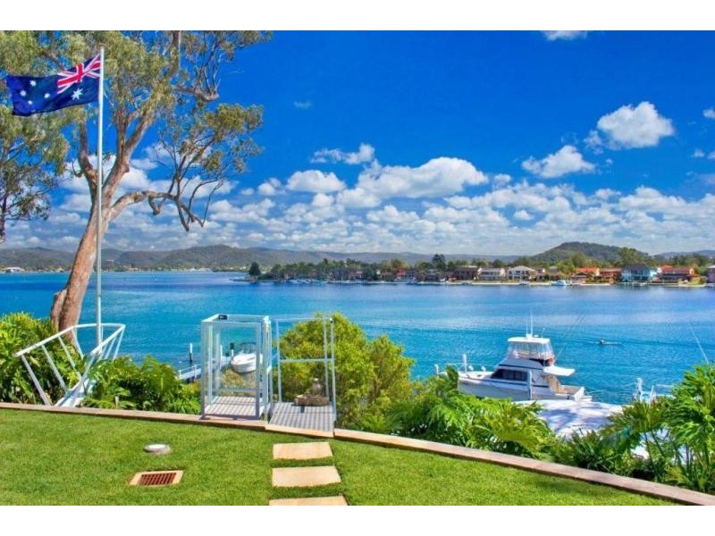 50 Daley Avenue, Daleys Point NSW 2257