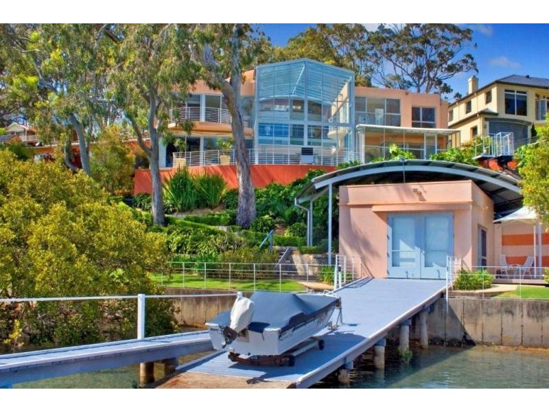 50 Daley Avenue, Daleys Point NSW 2257