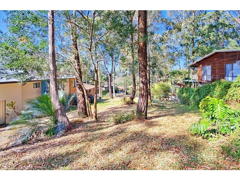 5 Hillcrest Road, Empire Bay NSW 2257