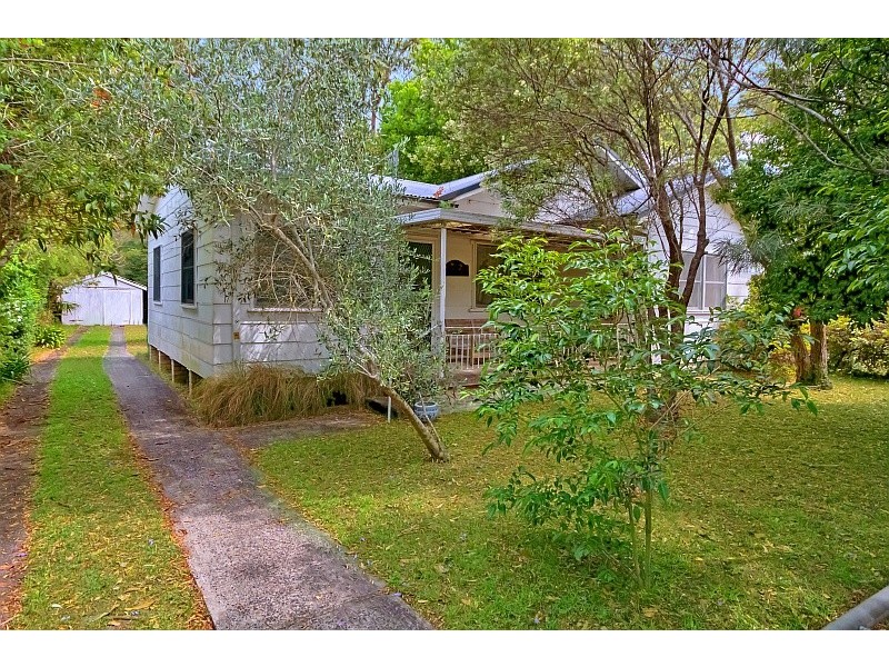 13 Amethyst Avenue, Pearl Beach NSW 2256