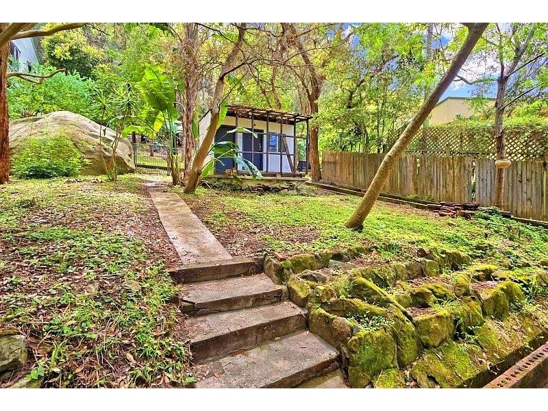 22 Beryl Boulevarde, Pearl Beach NSW 2256