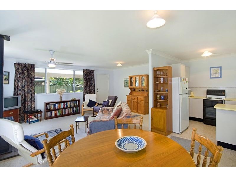 37a Emerald Avenue, Pearl Beach NSW 2256