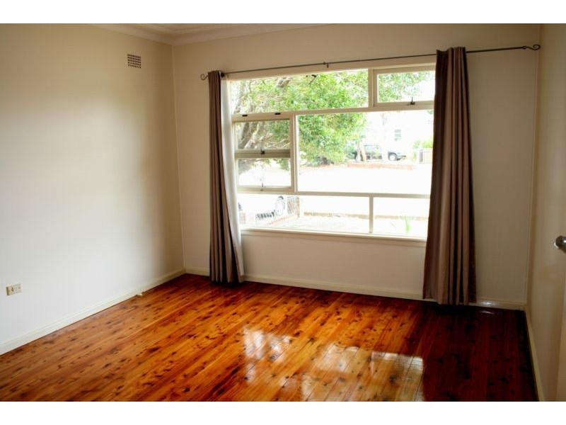 92 Barrenjoey Road, Ettalong Beach NSW 2257