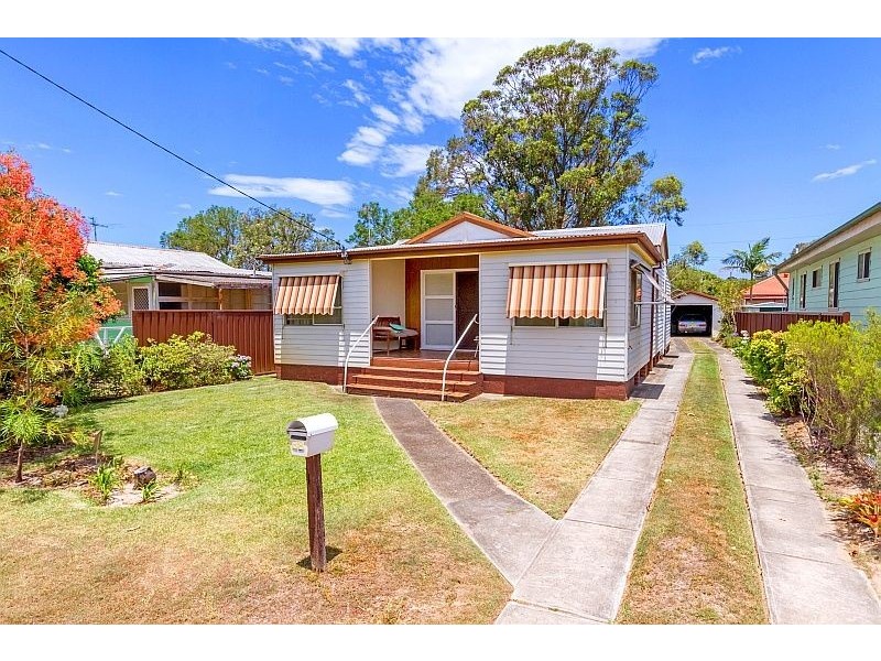 88 McEvoy Avenue, Umina Beach NSW 2257