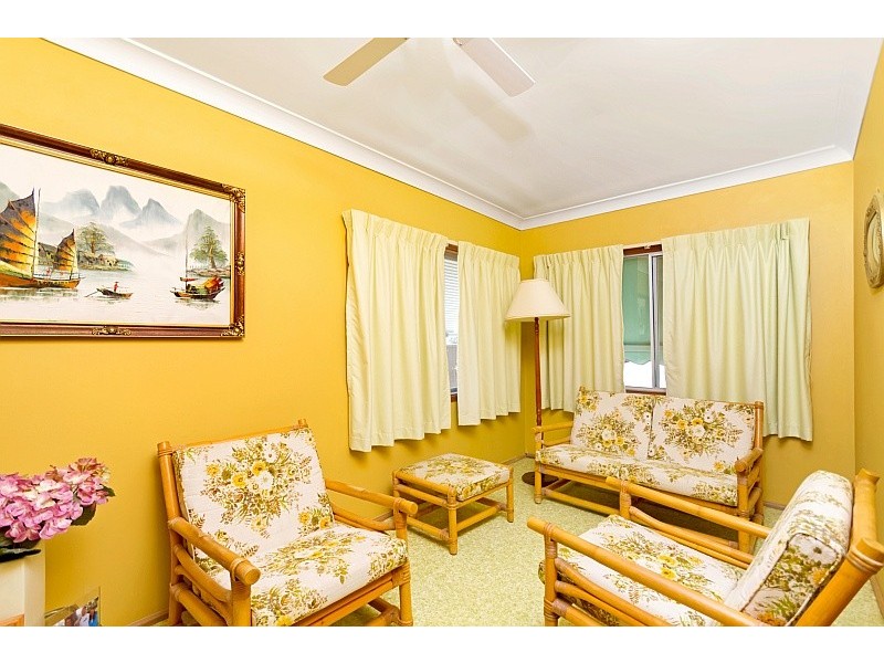 88 McEvoy Avenue, Umina Beach NSW 2257