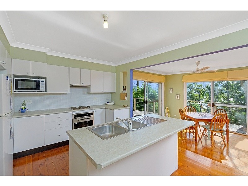 82 Heath Road, Pretty Beach NSW 2257