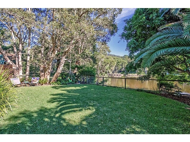 35 Coral Crescent, Pearl Beach NSW 2256