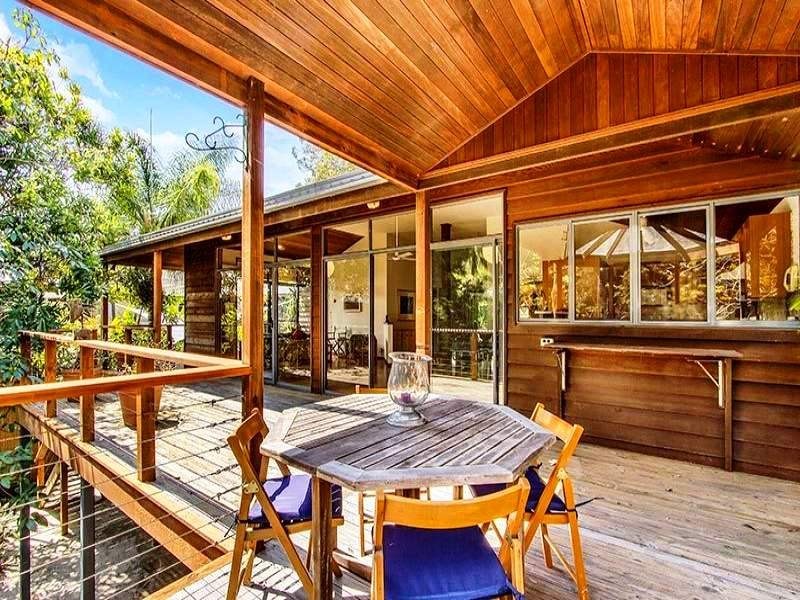 9 Crystal Avenue, Pearl Beach NSW 2256