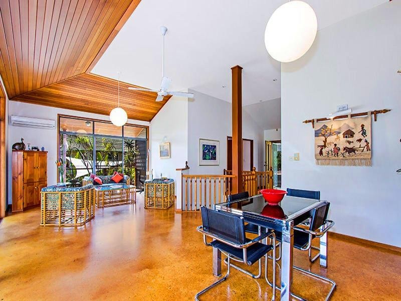 9 Crystal Avenue, Pearl Beach NSW 2256