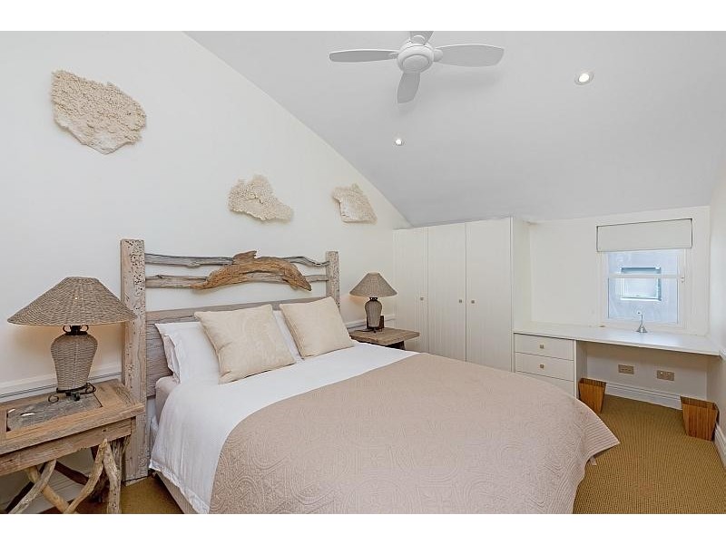 48 Coral Crescent, Pearl Beach NSW 2256