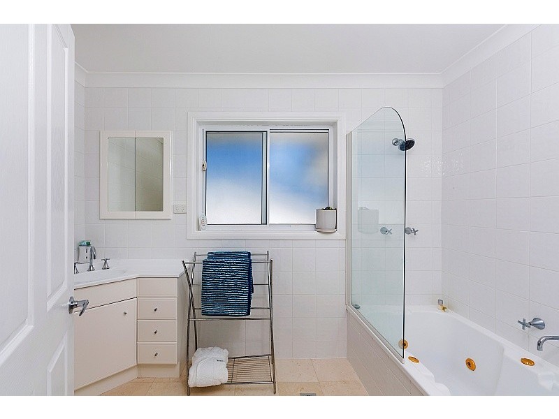 19 Village Road, Saratoga NSW 2251