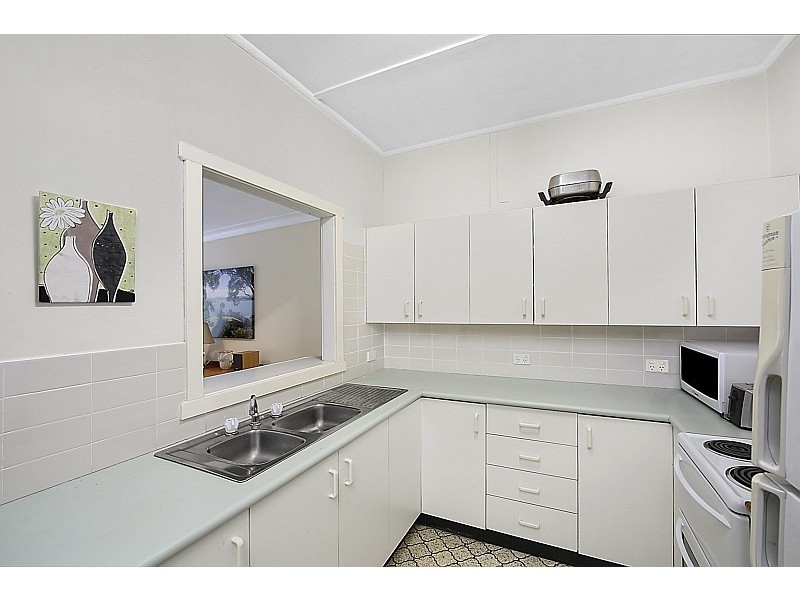 17 Emerald Avenue, Pearl Beach NSW 2256