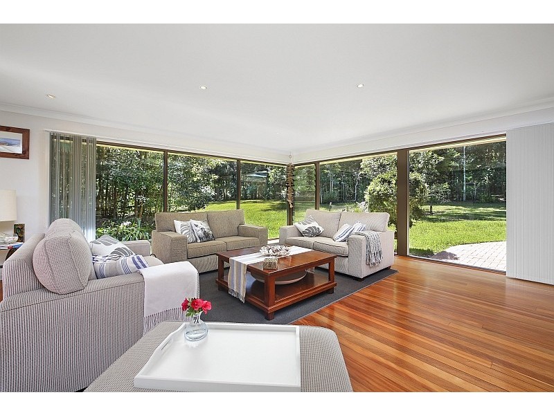 57 Pomona Road, Empire Bay NSW 2257