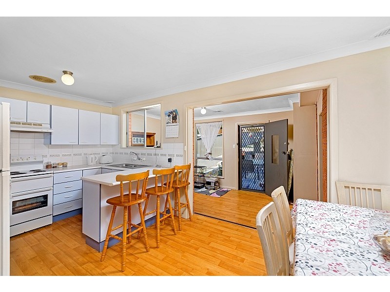 14 Henry Parkes Drive, Berkeley Vale NSW 2261