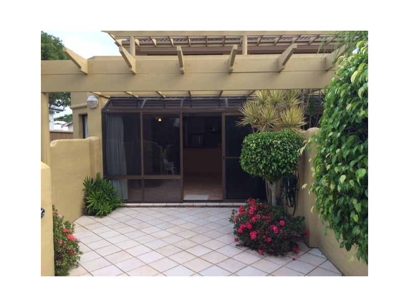 1/122 The Esplanade, Ettalong Beach NSW 2257