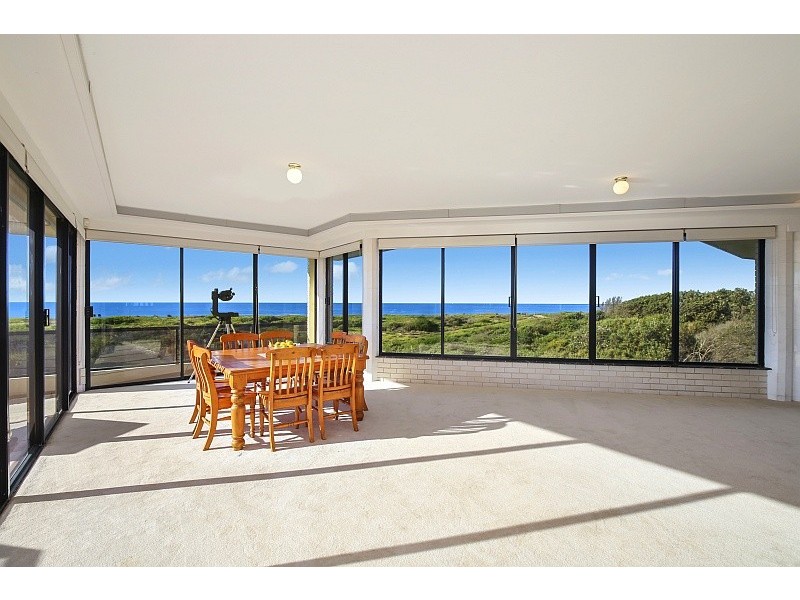 61 Bondi Road, The Entrance North NSW 2261