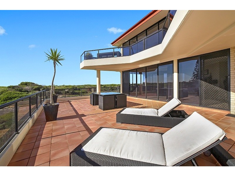 61 Bondi Road, The Entrance North NSW 2261