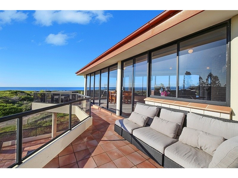 61 Bondi Road, The Entrance North NSW 2261