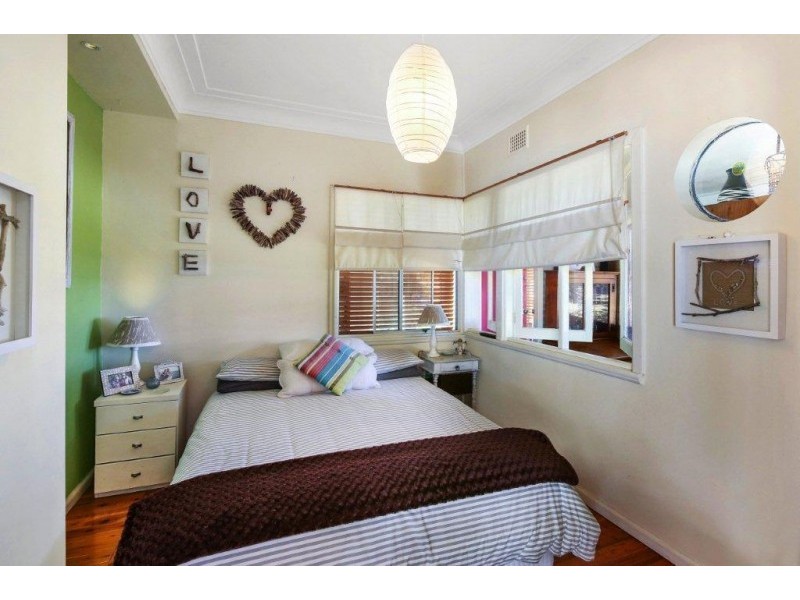 1 Patonga Drive, Patonga NSW 2256