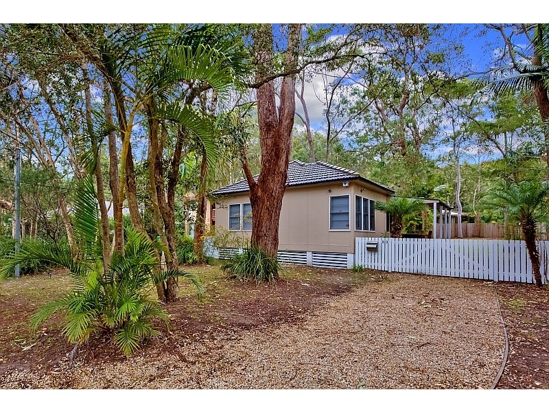 80 Diamond Road, Pearl Beach NSW 2256