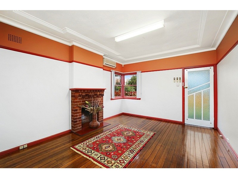 47 Picnic Parade, Ettalong Beach NSW 2257