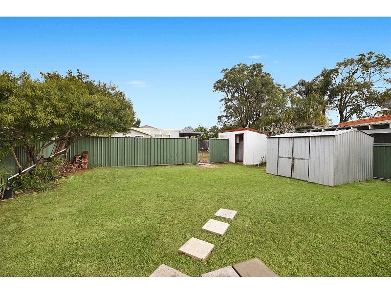 32 Bangalow Street, Ettalong Beach NSW 2257