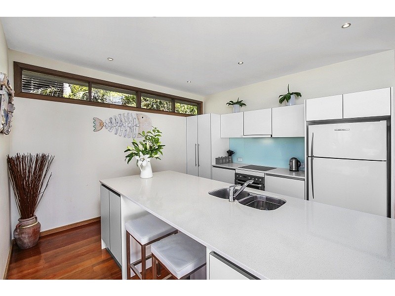 4 Pearl Parade, Pearl Beach NSW 2256