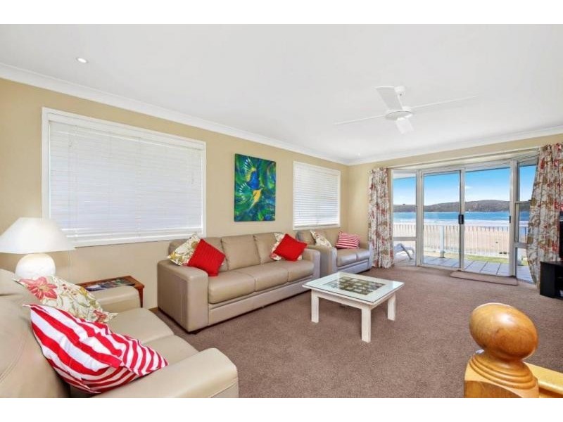 8 Berrima Crescent, Umina Beach NSW 2257