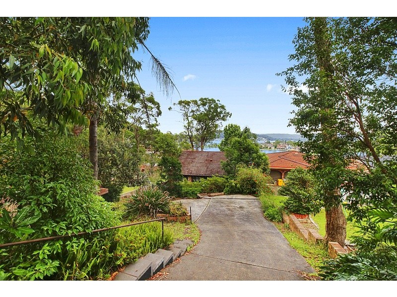 54 Yugari Cresent, Daleys Point NSW 2257