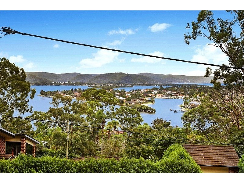 31 Daley Avenue, Daleys Point NSW 2257