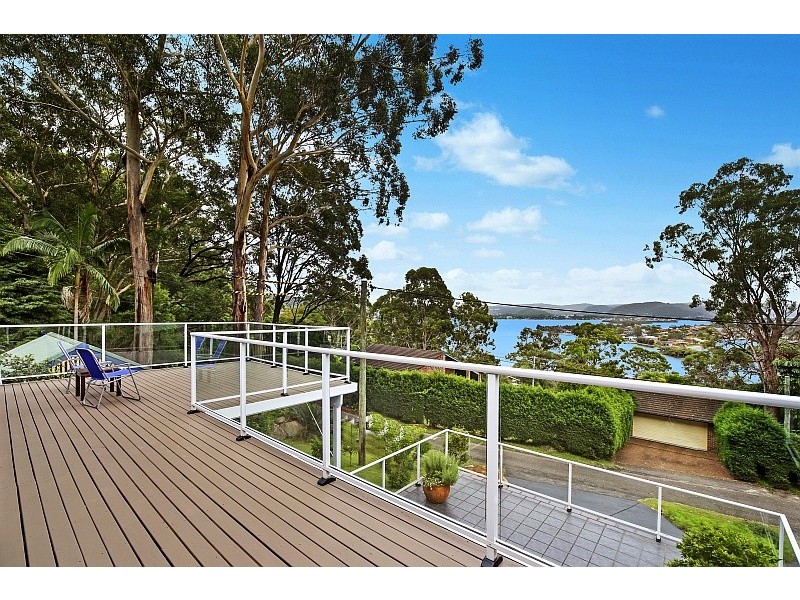 31 Daley Avenue, Daleys Point NSW 2257