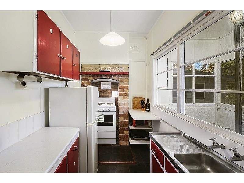 33 Cornelian Road, Pearl Beach NSW 2256