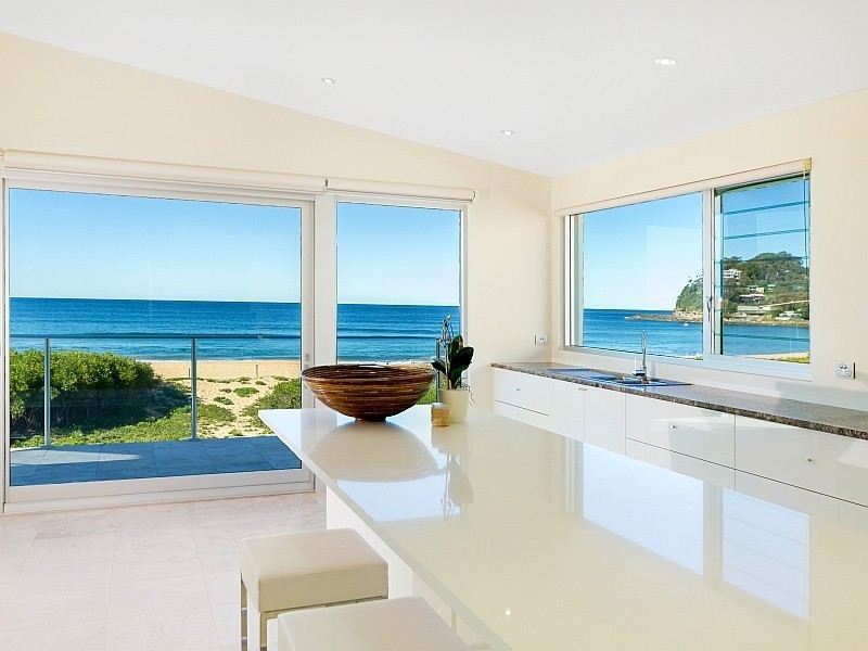 165 Avoca Drive, Avoca Beach NSW 2251