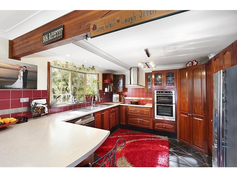 3 Daley Avenue, Daleys Point NSW 2257