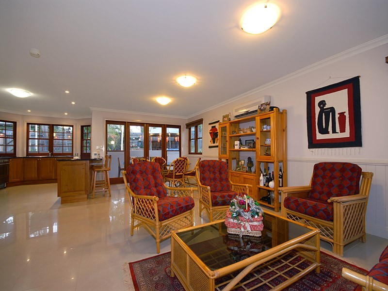 4 Sturt Street, Kedron QLD 4031