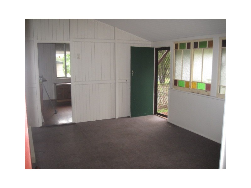 61 Dudleigh Street, North Booval QLD 4304