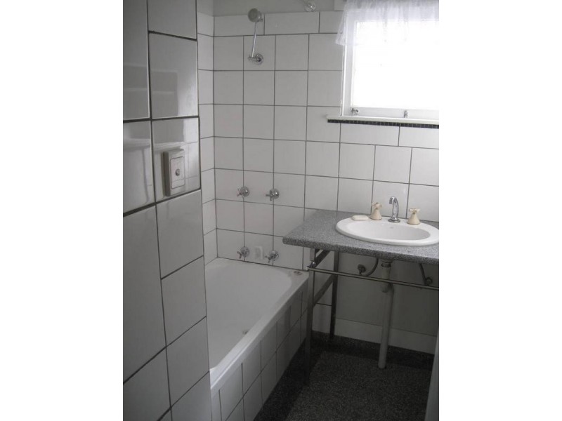 1/11 Baron Street, Greenslopes QLD 4120