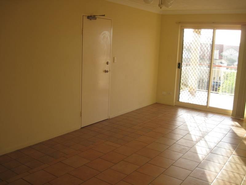 2/45 Eighth Ave, Coorparoo QLD 4151