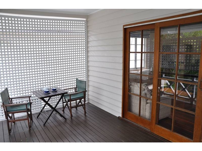 52 Lizzie Street, Bardon QLD 4065