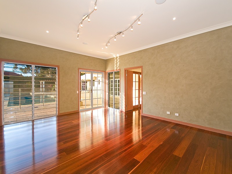 11 Thornton Drive, Thornlands QLD 4164