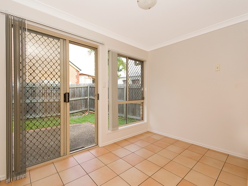 13/31 Birdwood Rd, Holland Park West QLD 4121