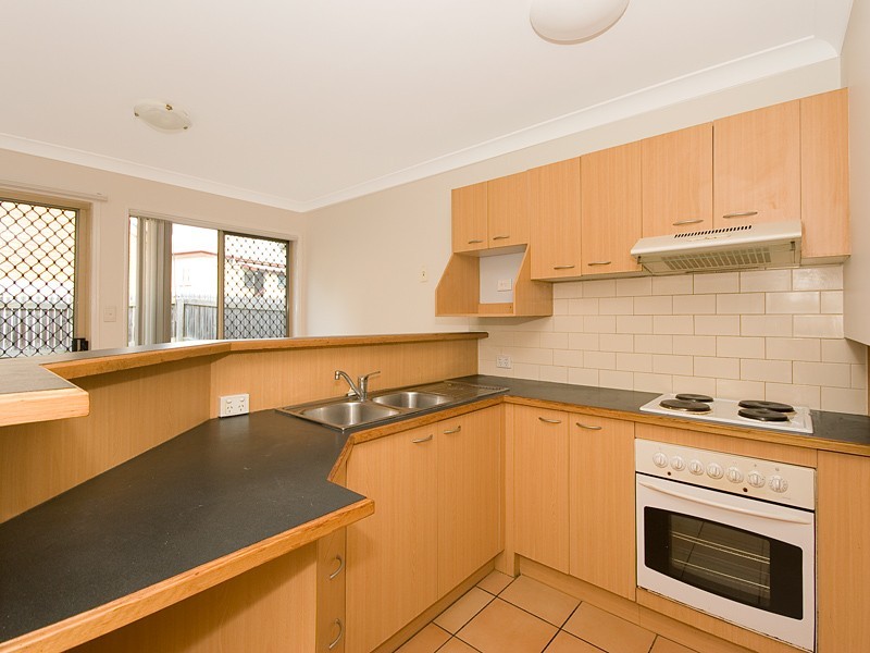 13/31 Birdwood Rd, Holland Park West QLD 4121
